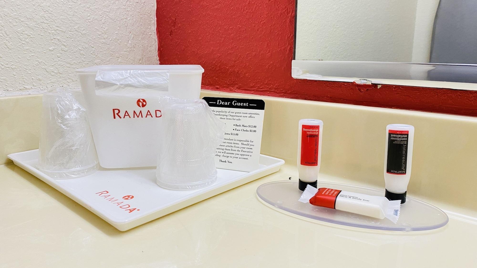Ramada By Wyndham Walterboro Hotel Ngoại thất bức ảnh
