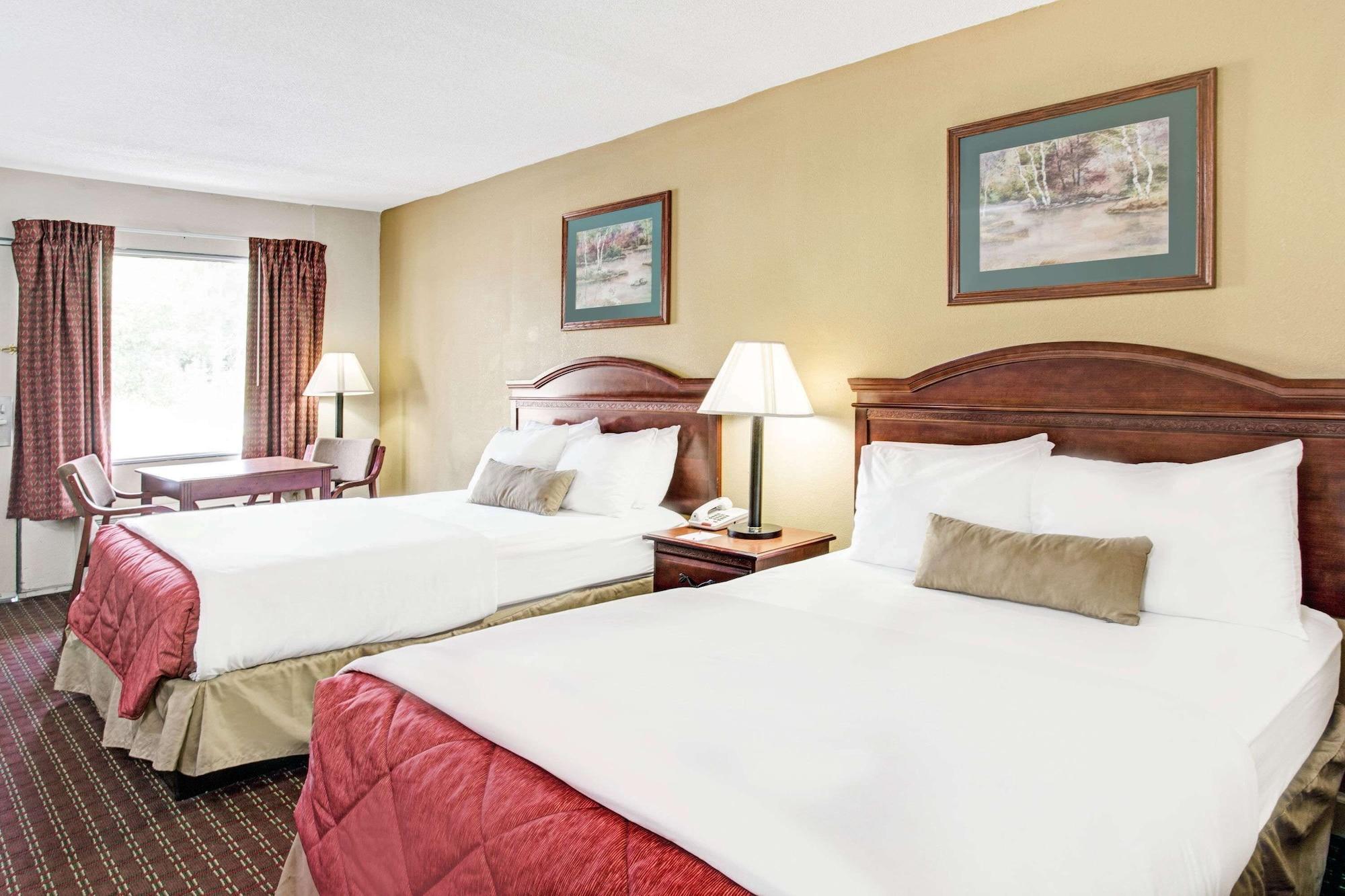 Ramada By Wyndham Walterboro Hotel Ngoại thất bức ảnh